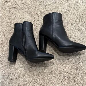 Dream Pairs Black Heeled Boots